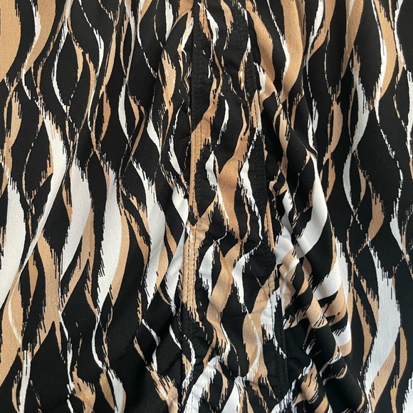 SALE!!!! Stylish Women's Black and Brown Topworthington top in size small - Picture 2 of 6